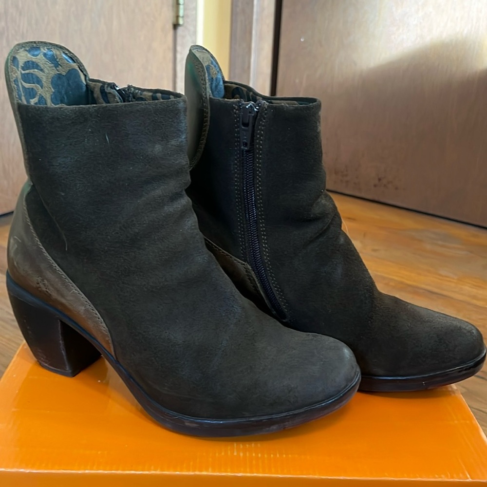 Cute and comfortable Fly London booties!